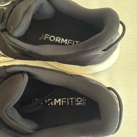 Saucony Triumph Form Fit Black Mesh Running Sneakers Men’s 12 - Picture 12 of 14